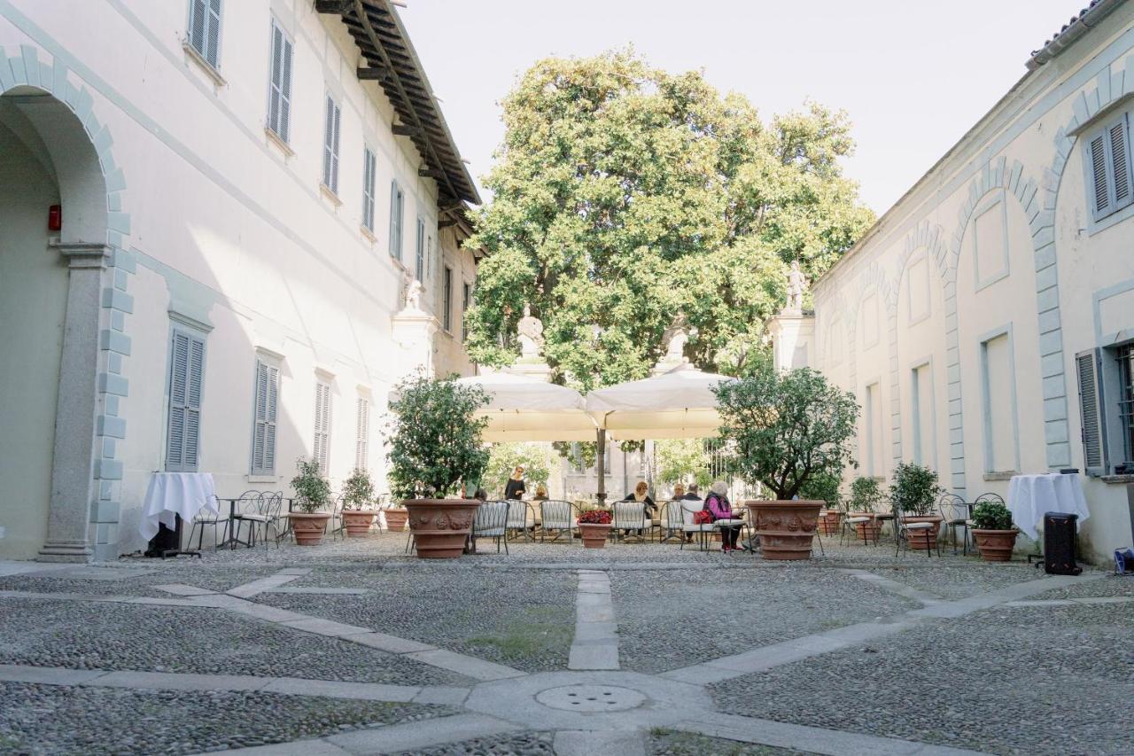 Caffe Delle Rose Les Chambres Verbania Exteriér fotografie