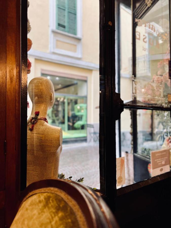 Caffe Delle Rose Les Chambres Verbania Exteriér fotografie